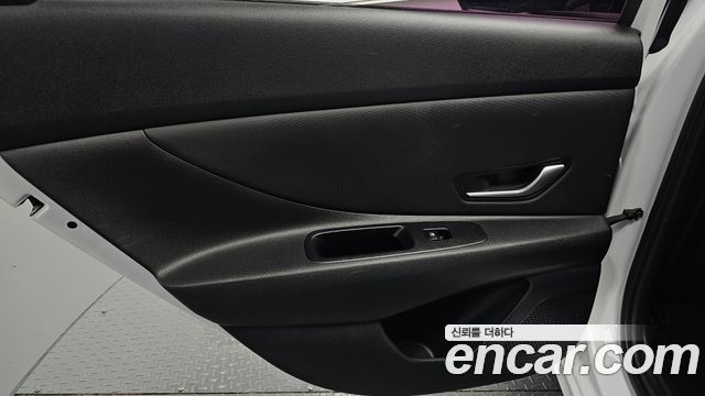 Hyundai AVANTE 2021 — photo 15