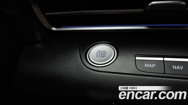 Hyundai AVANTE 2021 — photo 27