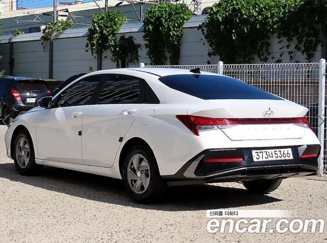 Hyundai AVANTE 2024 — photo 3