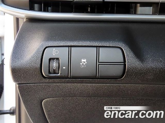 Hyundai AVANTE 2024 — photo 12