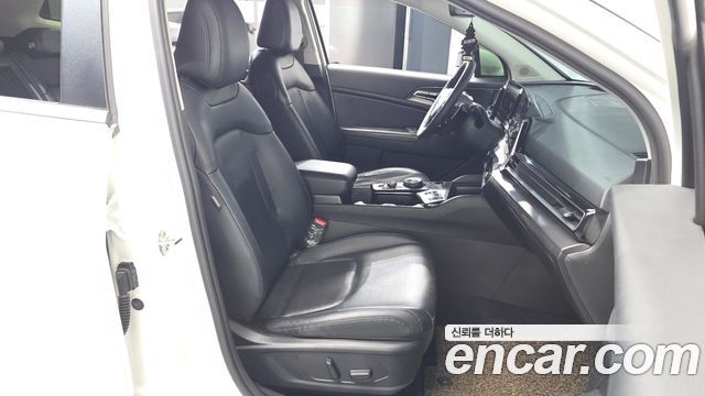 Kia Sportage 2022 — photo 16