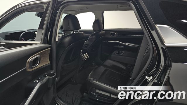 Kia Sorento 2021 — photo 18