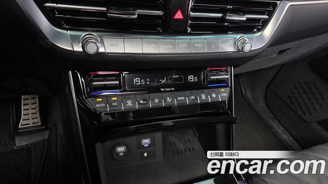 Kia Mohave 2023 — photo 29