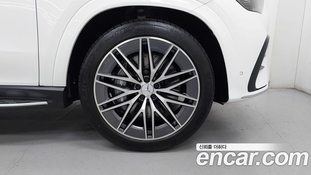 Mercedes-Benz GLE-Class 2025 — photo 5