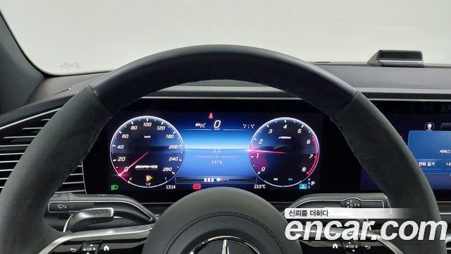 Mercedes-Benz GLE-Class 2025 — photo 8