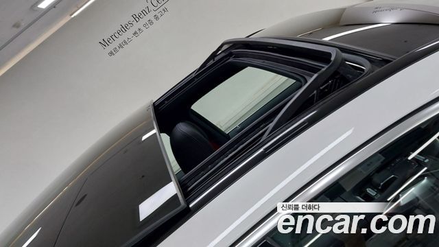 Mercedes-Benz GLE-Class 2025 — photo 12