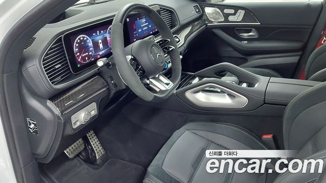Mercedes-Benz GLE-Class 2025 — photo 13