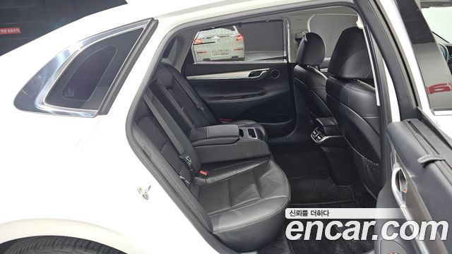 Hyundai Grandeur 2023 — photo 11