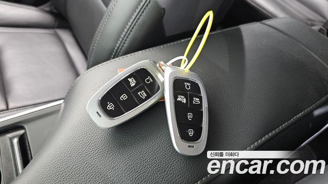Hyundai Grandeur 2023 — photo 18