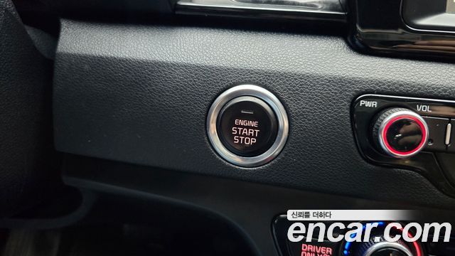 Kia Niro 2017 — photo 28