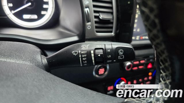 Kia Niro 2017 — photo 29