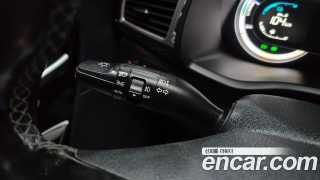Kia Niro 2017 — photo 30