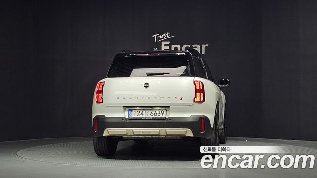 Mini Countryman 2025 — photo 4