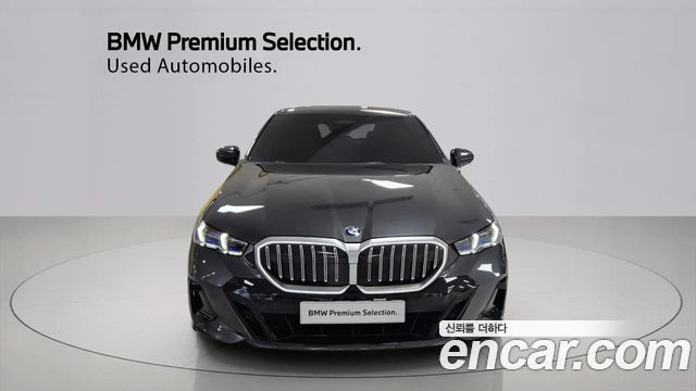 BMW 5-Series 2026 — photo 3