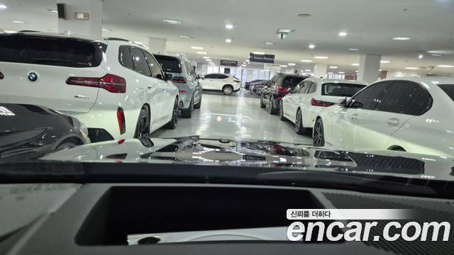 BMW 5-Series 2026 — photo 19