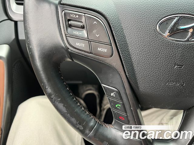Hyundai Santafe 2018 — photo 12
