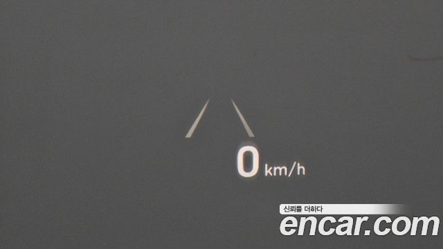 Genesis EQ900 2016 — photo 16