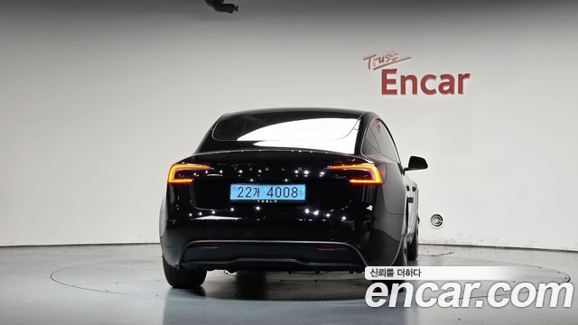 Tesla Model 3 2025 — photo 4