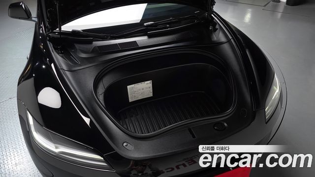 Tesla Model 3 2025 — photo 6