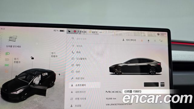 Tesla Model 3 2025 — photo 11