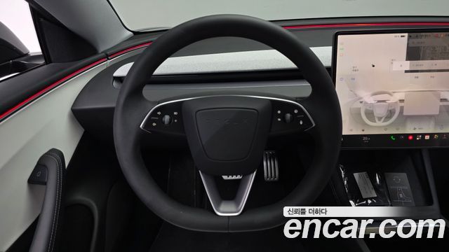 Tesla Model 3 2025 — photo 19