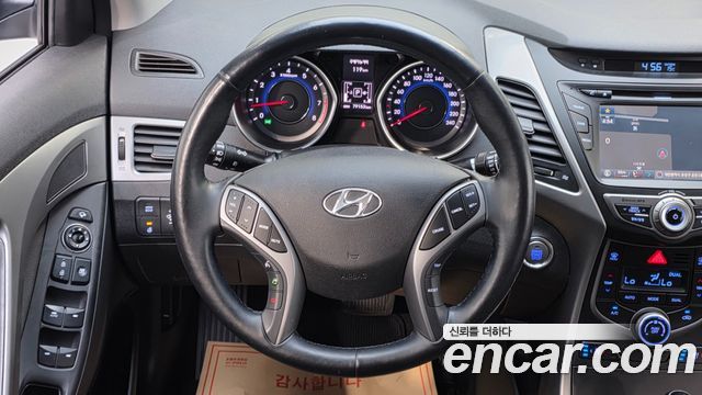 Hyundai AVANTE 2014 — photo 6
