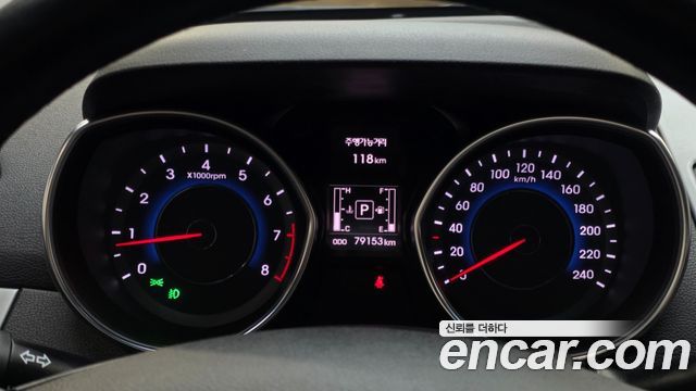 Hyundai AVANTE 2014 — photo 7