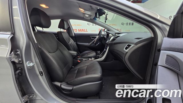 Hyundai AVANTE 2014 — photo 10
