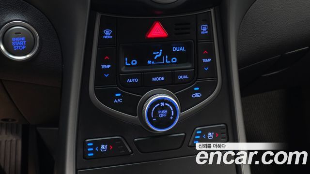 Hyundai AVANTE 2014 — photo 13