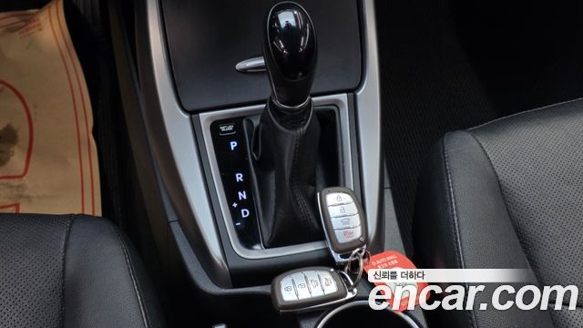 Hyundai AVANTE 2014 — photo 14