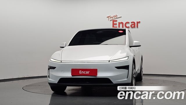 Tesla Model Y 2025 — photo 3