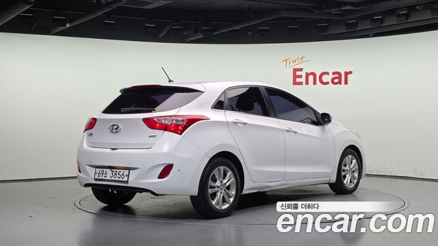 Hyundai i30 2014 — photo 2