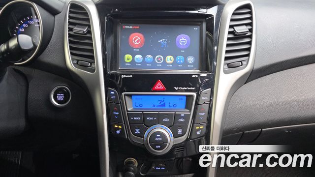 Hyundai i30 2014 — photo 14