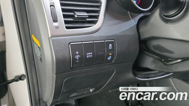 Hyundai i30 2014 — photo 16