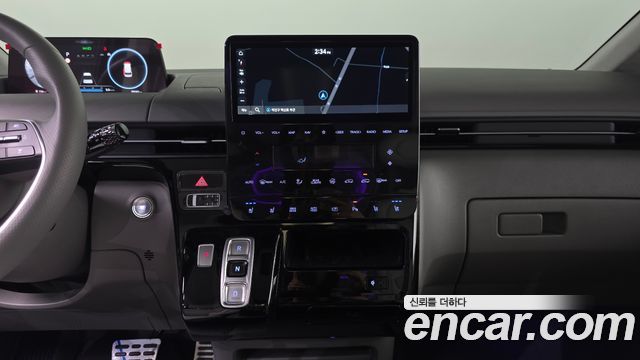 Hyundai Staria 2025 — photo 20