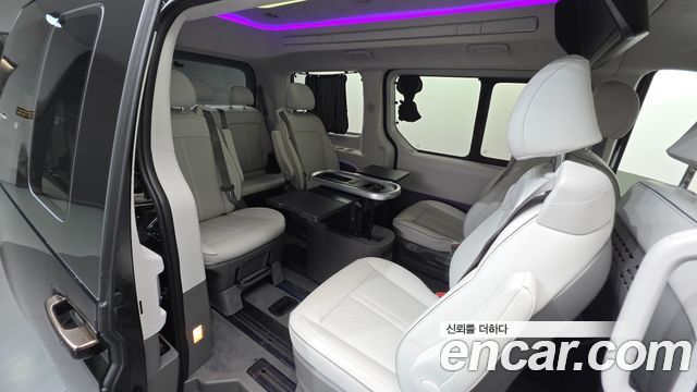 Hyundai Staria 2025 — photo 24