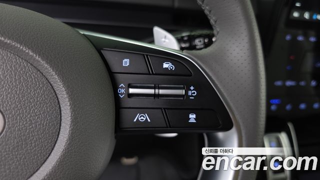 Hyundai Staria 2025 — photo 32