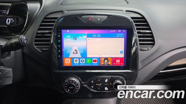 Renault Korea QM3 2014 — photo 14