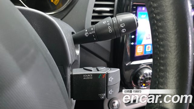 Renault Korea QM3 2014 — photo 17
