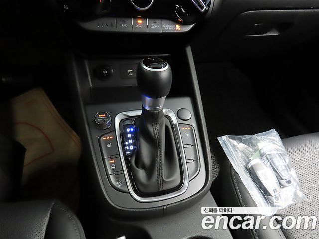 Hyundai Kona 2022 — photo 9