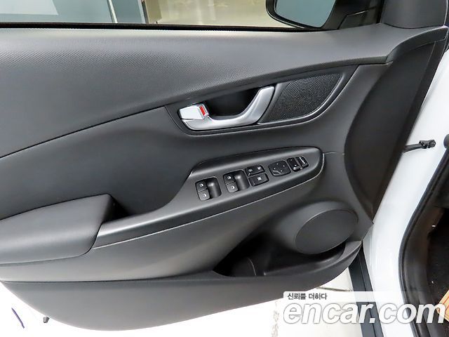 Hyundai Kona 2022 — photo 13