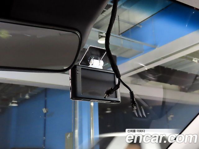 Hyundai Kona 2022 — photo 16