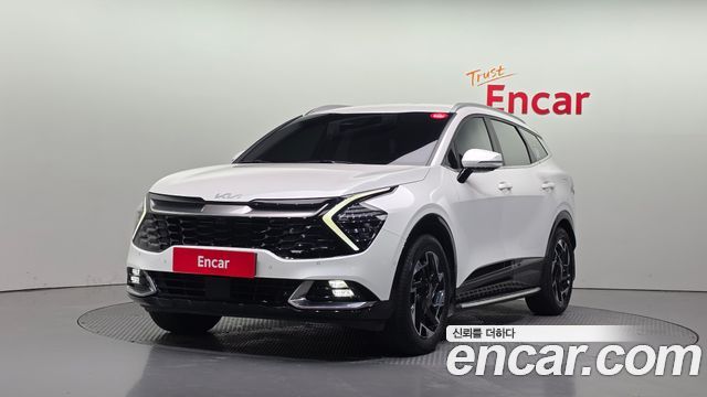 Kia Sportage 2023 — photo 1