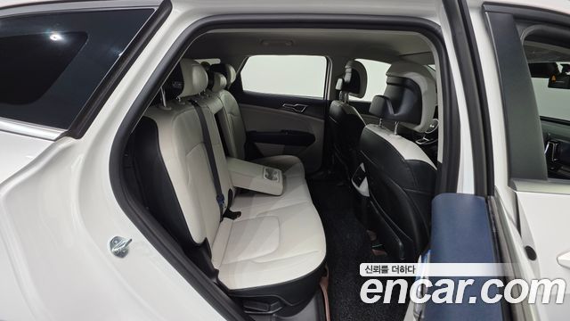 Kia Sportage 2023 — photo 24