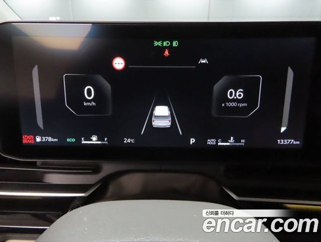Kia Canival 2025 — photo 8