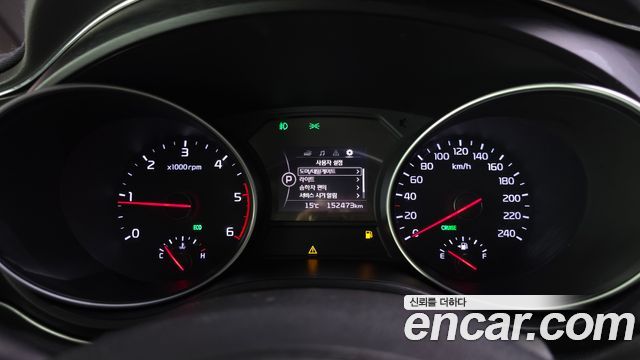 Kia Canival 2015 — photo 8