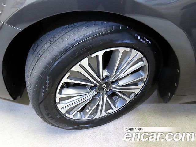 Kia K7 2019 — photo 5