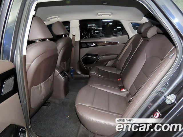 Kia K7 2019 — photo 10