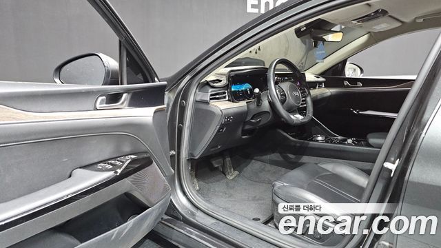 Kia K5 2021 — photo 10