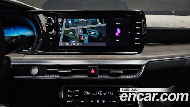 Kia K5 2021 — photo 13